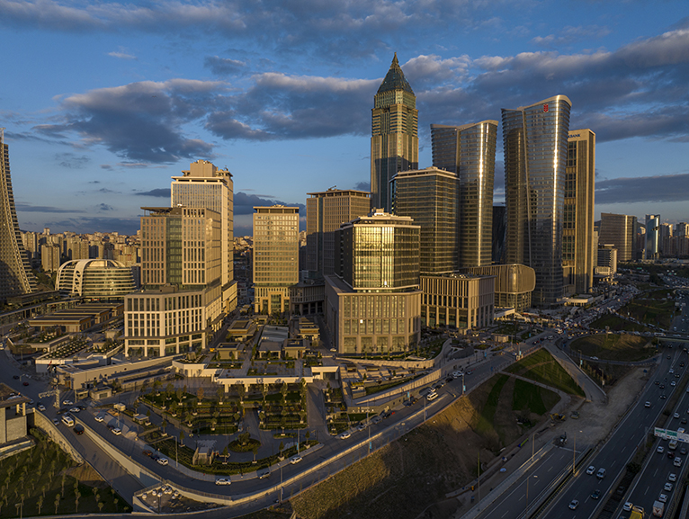 DÜNYANIN EN YÜKSEK BİNALARINDAN, TÜRKİYE'NİN MEGA PROJELERİNE